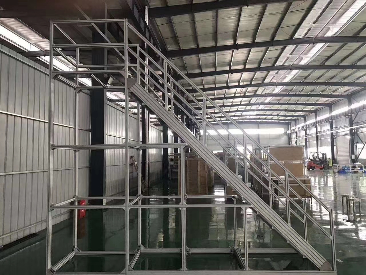 倉儲(chǔ)物流設(shè)備為何偏愛鋁型材框架？