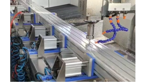 鋁型材深加工需要哪些核心設(shè)備？一文看懂加工流程