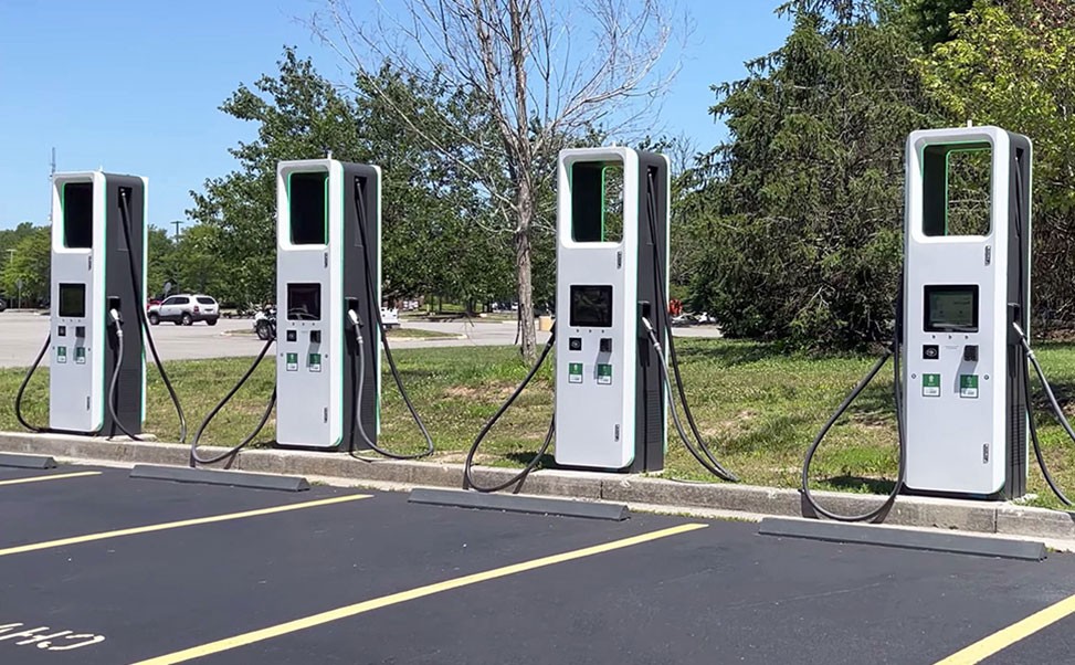 電動(dòng)汽車(chē)充電樁的維護(hù)與升級(jí)指南