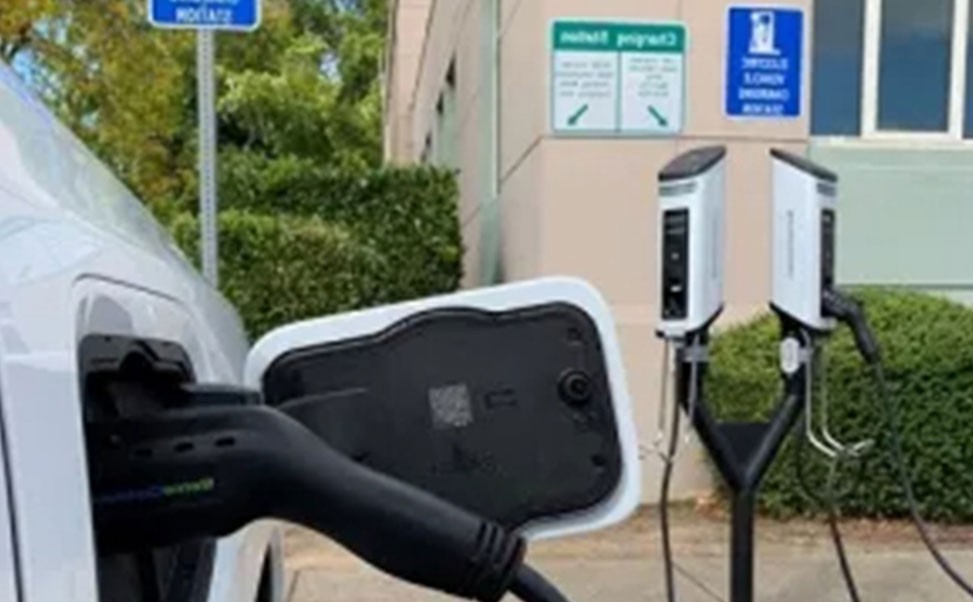 汽車充電樁加盟輕松實現(xiàn)盈利 - 把握新能源汽車時代的黃金機遇